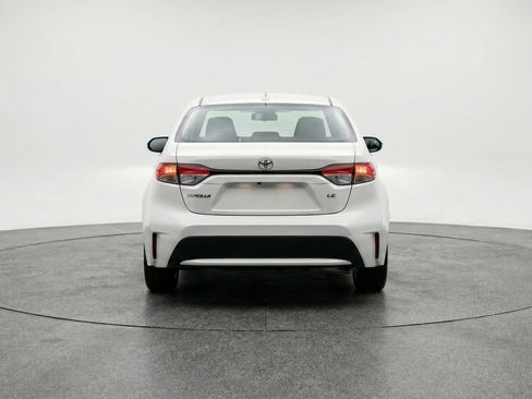 Used 2025 Toyota Corolla LE image 7