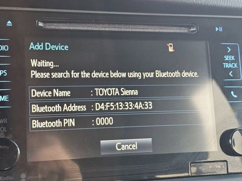 Used 2015 Toyota Sienna SE Premium image 14