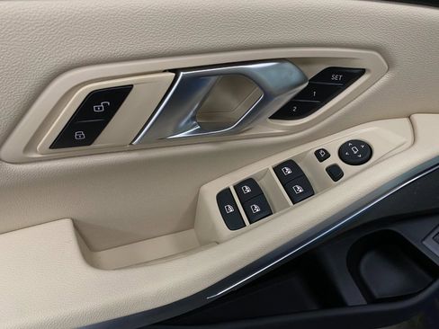 New 2026 BMW 330i xDrive Sedan w/ Premium Package image 32