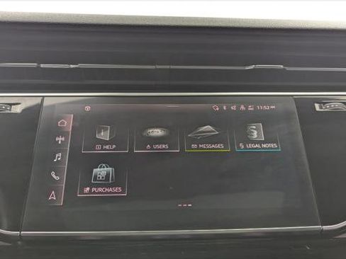 Used 2022 Audi Q8 Premium Plus w/ Premium Plus Package image 35