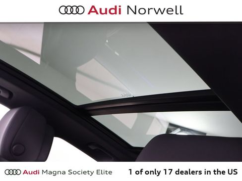 Certified 2022 Audi Q3 2.0T Premium Plus w/ Premium Plus Package AWD/4WD image 9