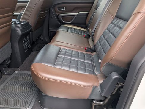 Used 2017 Nissan Titan Platinum Reserve RWD image 8