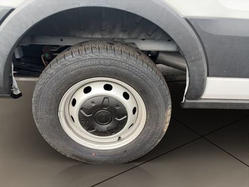 Used 2024 Ford Transit 250 148 Medium Roof RWD image 9