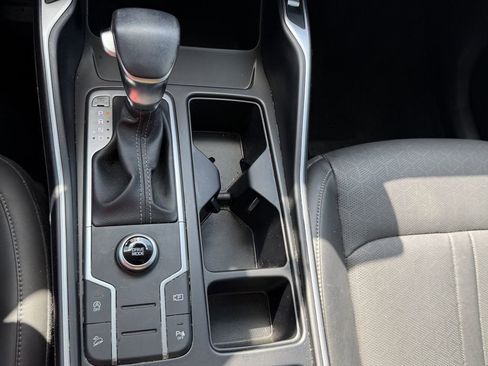 Certified 2022 Kia Sorento S FWD image 27