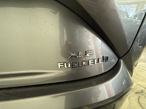 Used 2022 Toyota Mirai XLE w/ Advanced Technology Package image 24