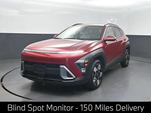 Used 2024 Hyundai Kona SEL AWD/4WD image 1