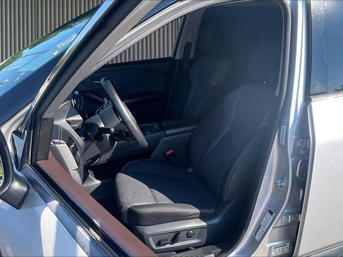 Used 2021 Nissan Rogue SV FWD image 26