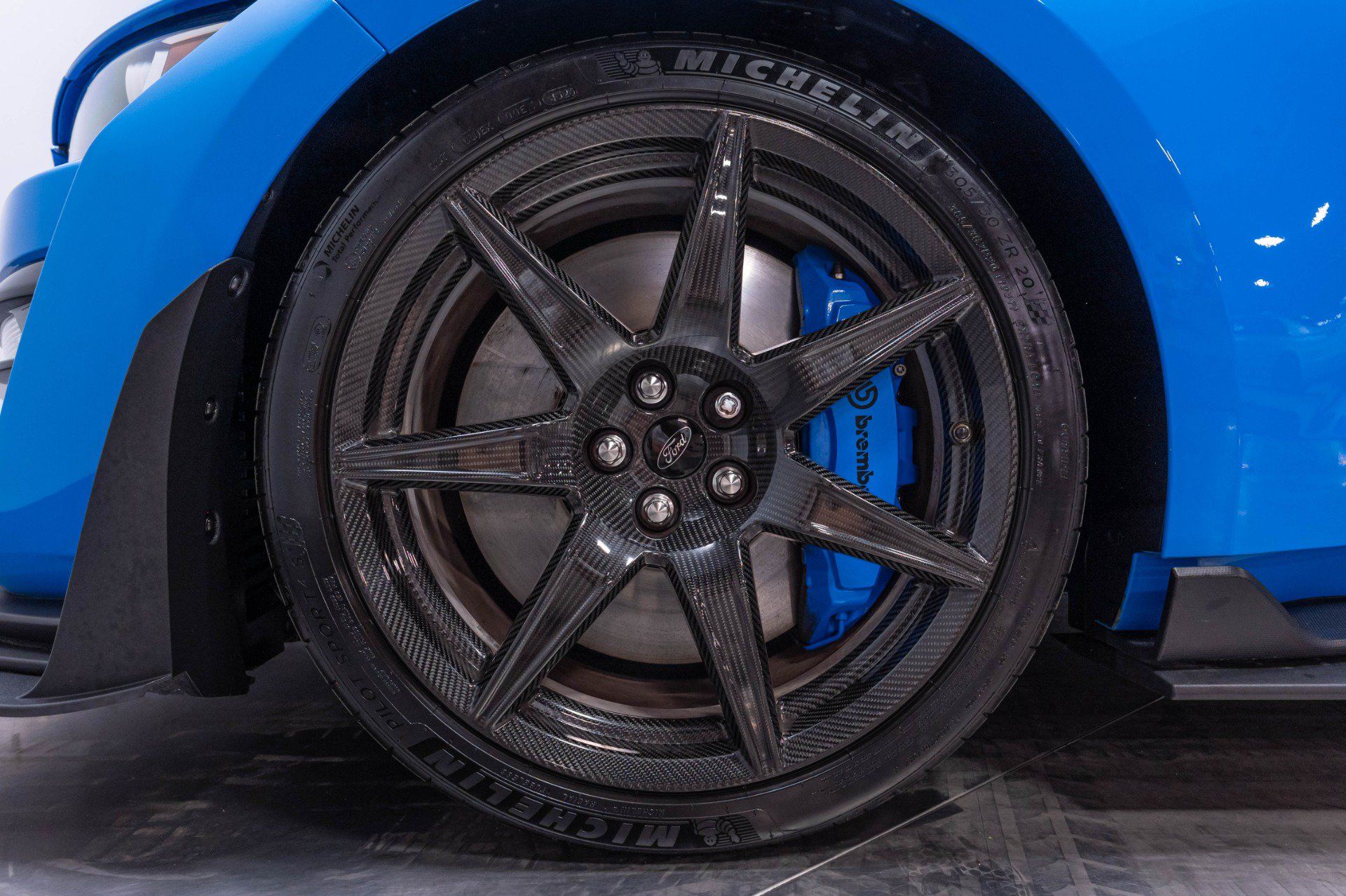 Used 2022 Ford Mustang Shelby GT500 w/ Carbon Fiber Track Pack RWD image 26