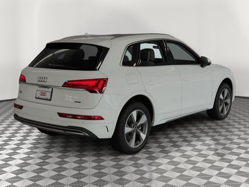 Certified 2023 Audi Q5 2.0T Premium Plus w/ Premium Plus Package AWD/4WD image 9