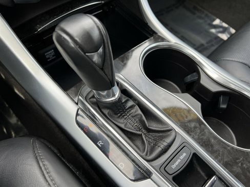 Used 2018 Acura TLX w/ Technology Package image 19