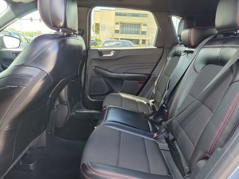 Certified 2024 Ford Escape ST-Line FWD image 11