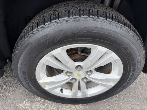 Used 2010 Chevrolet Equinox LTZ FWD image 9