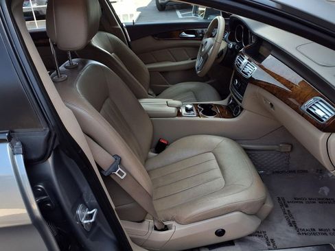 Used 2012 Mercedes-Benz CLS 550 image 25