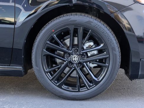 New 2026 Toyota Camry SE w/ Convenience Package FWD image 4