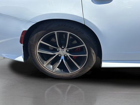Used 2016 Dodge Charger R/T Scat Pack w/ Technology Group RWD image 35