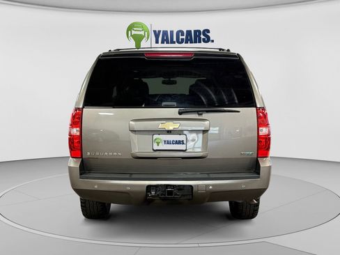Used 2011 Chevrolet Suburban LT w/ Suspension Package, Off-Road AWD/4WD image 4
