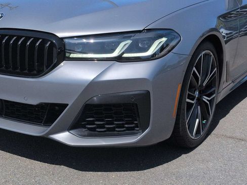 Used 2023 BMW M550i xDrive w/ Dynamic Handling Package AWD/4WD image 11