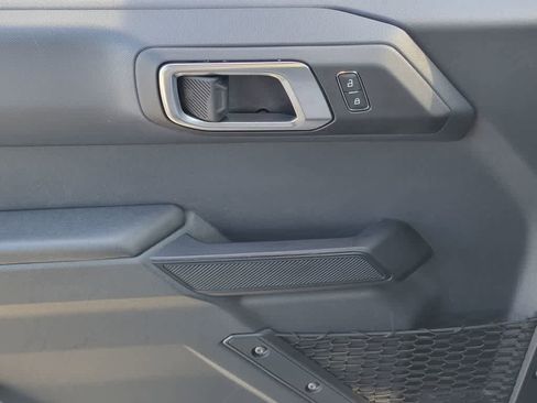 Used 2025 Ford Bronco Big Bend image 19