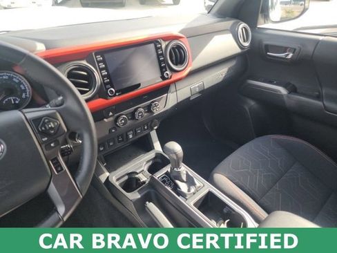 Used 2020 Toyota Tacoma TRD Sport w/ Technology Package image 29