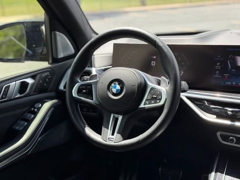 Used 2025 BMW X7 M60i AWD/4WD image 13