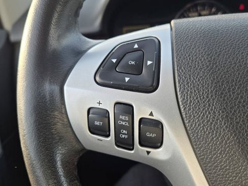 Used 2012 Ford Edge Limited image 28