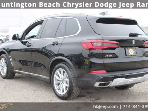 Used 2021 BMW X5 xDrive40i w/ Convenience Package image 3