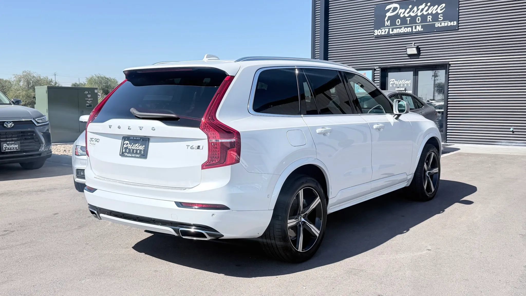Used 2019 Volvo XC90 T6 R-Design w/ Advanced Package AWD/4WD image 4