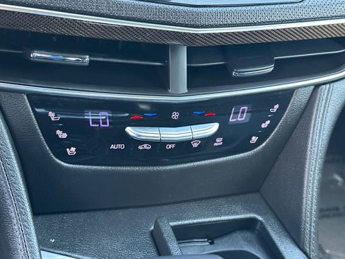 Used 2018 Cadillac CT6 Premium Luxury AWD/4WD image 23