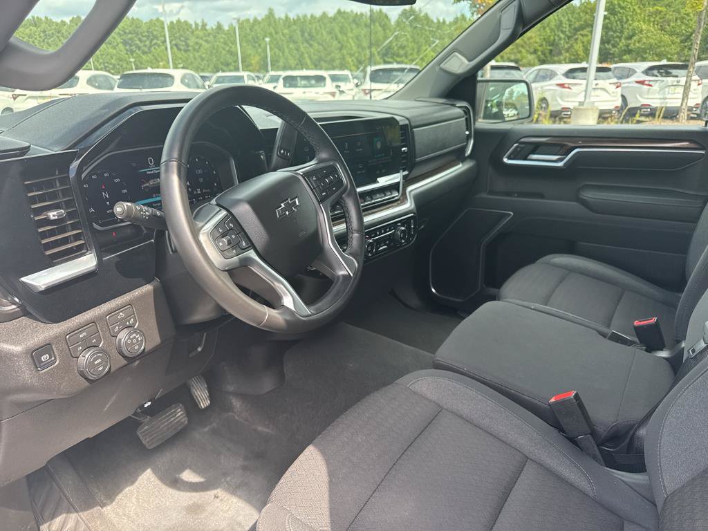 Used 2026 Chevrolet Silverado 1500 RST AWD/4WD image 21