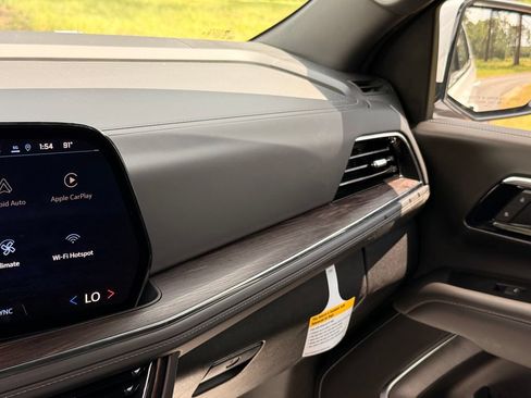 New 2026 Chevrolet Tahoe LS RWD image 19