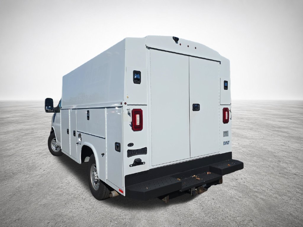 Used 2022 Chevrolet Express 3500 w/ Power Convenience Package RWD image 16