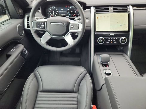 New 2026 Land Rover Discovery S AWD/4WD image 4