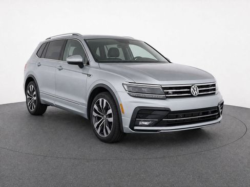 Used 2019 Volkswagen Tiguan S AWD/4WD image 2