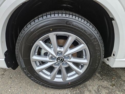 Certified 2025 MAZDA CX-5 AWD 2.5 S w/ Select Package image 9