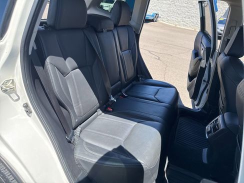 Used 2019 Subaru Forester Touring AWD/4WD image 14