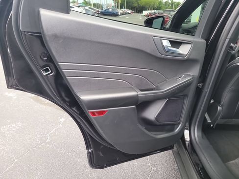 Certified 2023 Ford Escape ST-Line w/ Tech Pack #1 FWD image 9