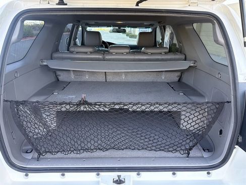 Used 2008 Toyota 4Runner Limited AWD/4WD image 19