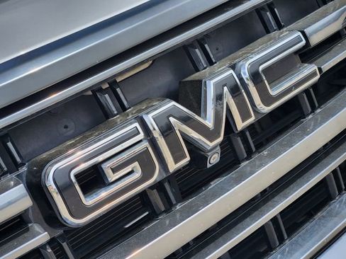 Used 2022 GMC Yukon AT4 w/ AT4 Premium Plus Package image 12