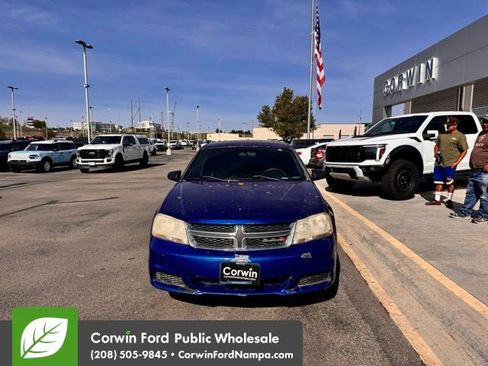 Used 2013 Dodge Avenger SE FWD image 1