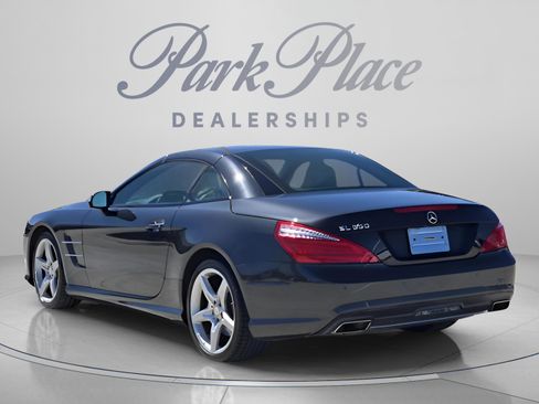 Certified 2016 Mercedes-Benz SL 550 image 3