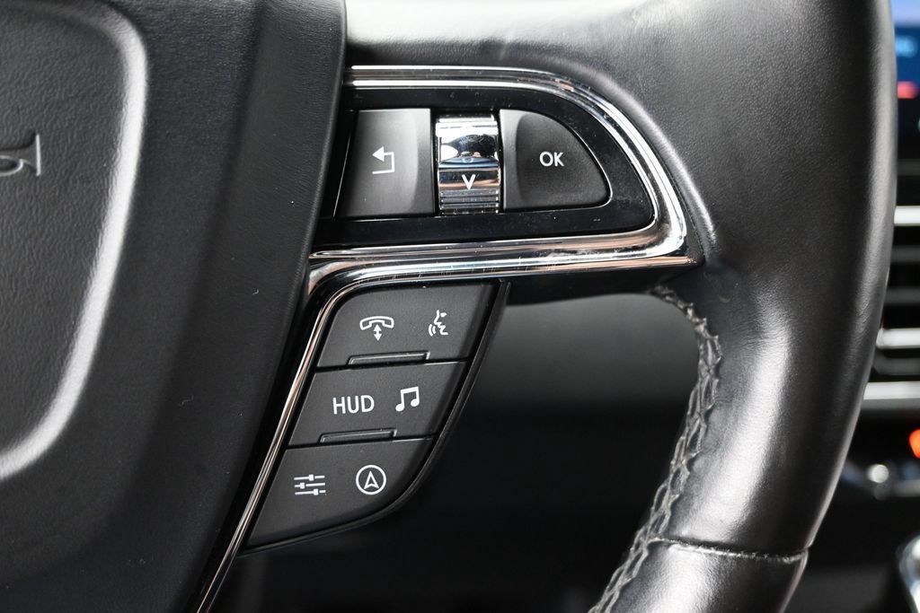 Used 2022 Lincoln Navigator L Reserve AWD/4WD image 34