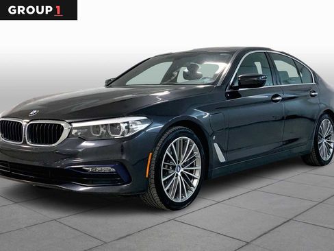 Used 2018 BMW 530e xDrive image 1