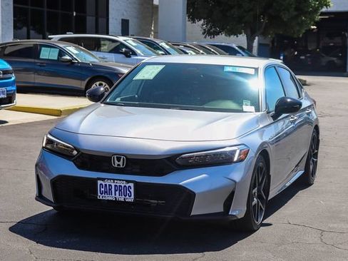Used 2025 Honda Civic Sport image 5