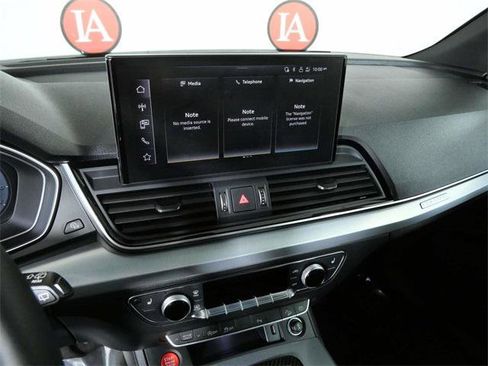 Certified 2024 Audi Q5 2.0T Premium image 18