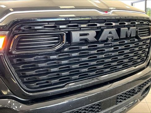 Used 2025 RAM 1500 Big Horn AWD/4WD image 31