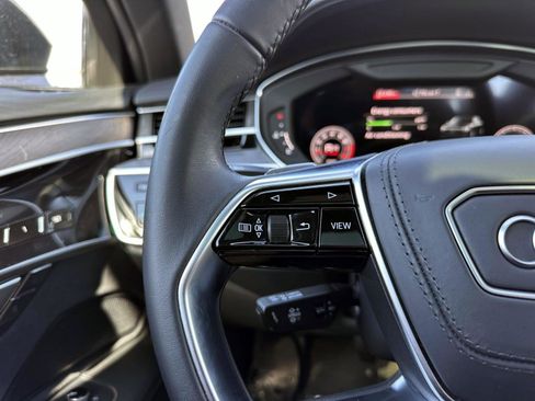 Used 2022 Audi A8 L 3.0T w/ Executive Package image 30