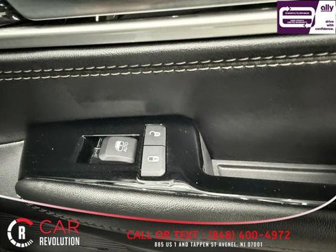 Used 2023 Jeep Wagoneer L Series II image 65