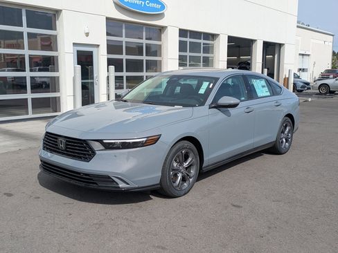 New 2026 Honda Accord EX-L image 9