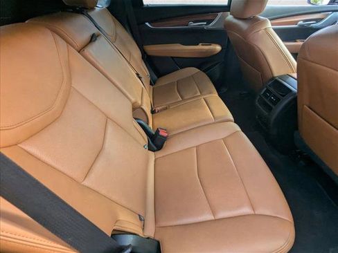 Used 2023 Cadillac XT5 Premium Luxury image 17