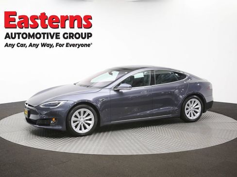 Used 2018 Tesla Model S 100D AWD/4WD image 55